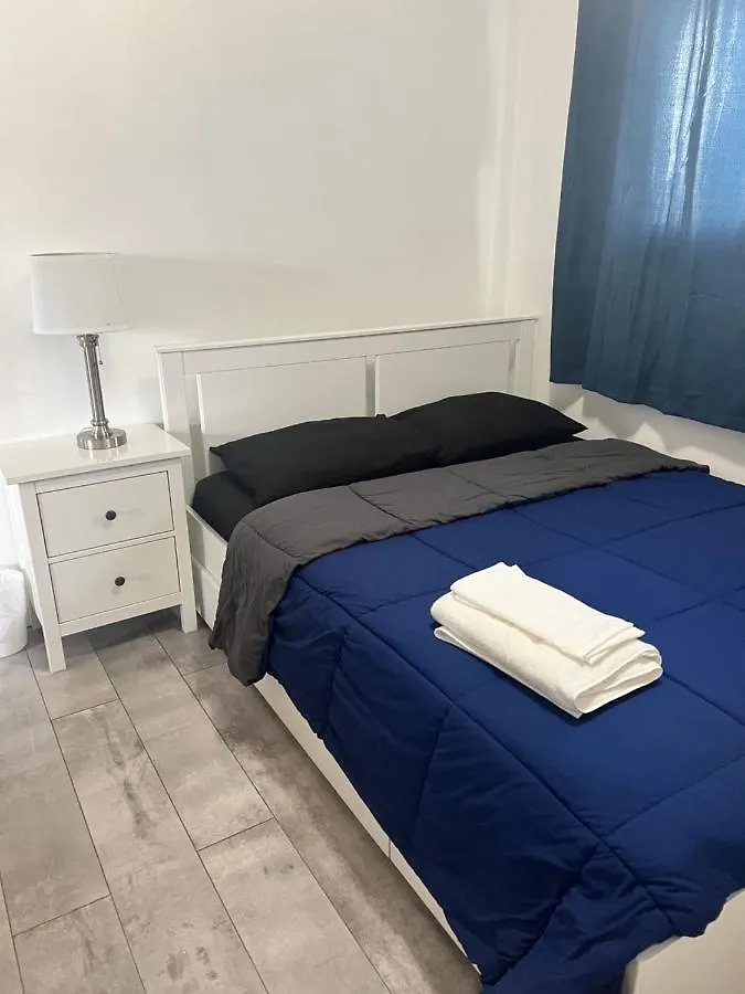 Spacious Room With Tv, Wi-Fi, Netflix, Parking Edmonton